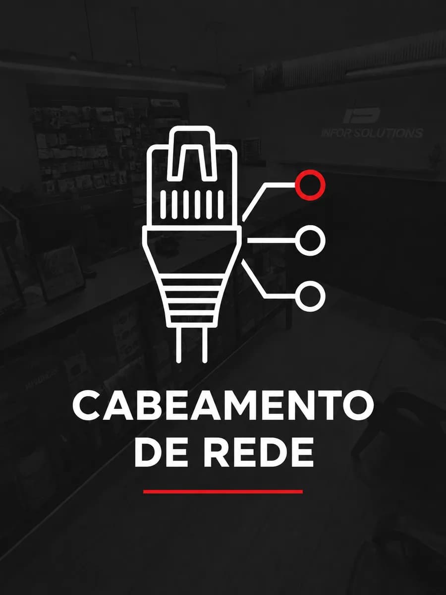 Técnico da Infor Solutions a fazer cabeamento de rede estruturado