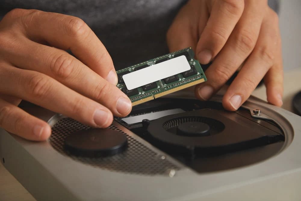 Upgrade de Performance (SSD e RAM)